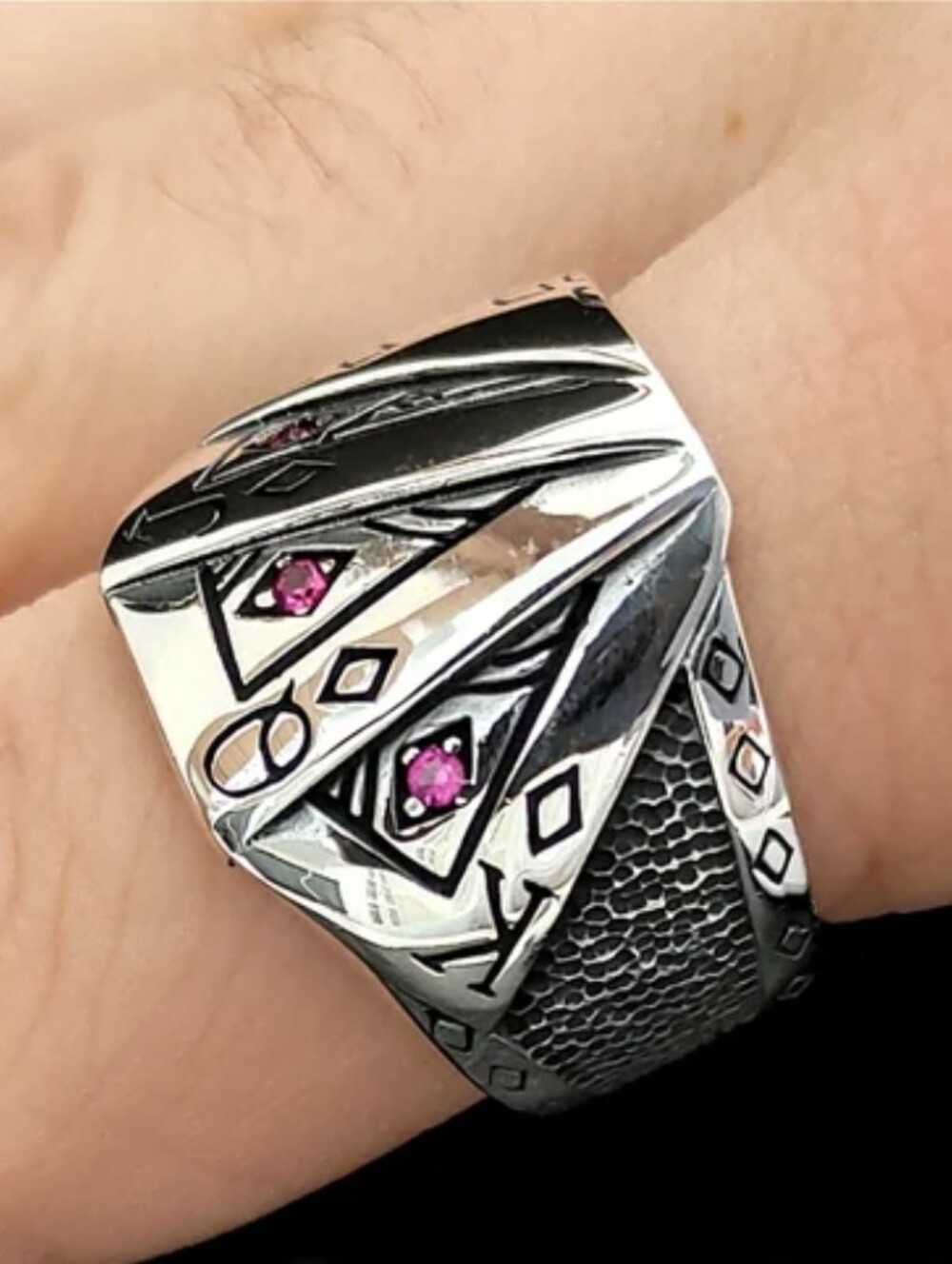 Sterling Silver King & Queen Playing Card Ring with Pink Stones